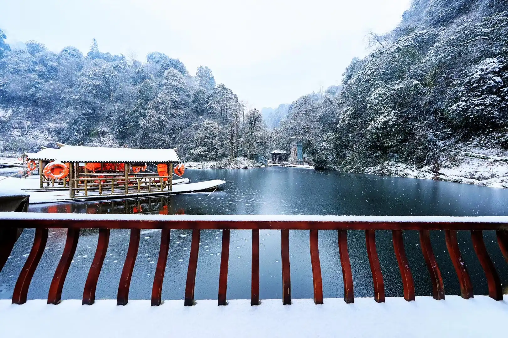 Tiantai Mountain Tourist Attraction