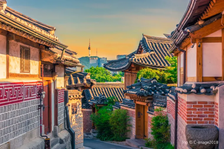 Bukchon hanok village