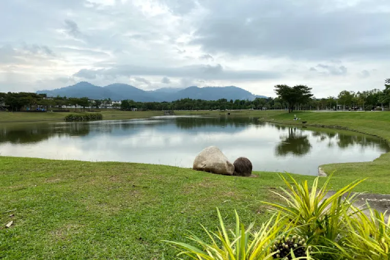 Taman Tasik Ujana Nilai Impian