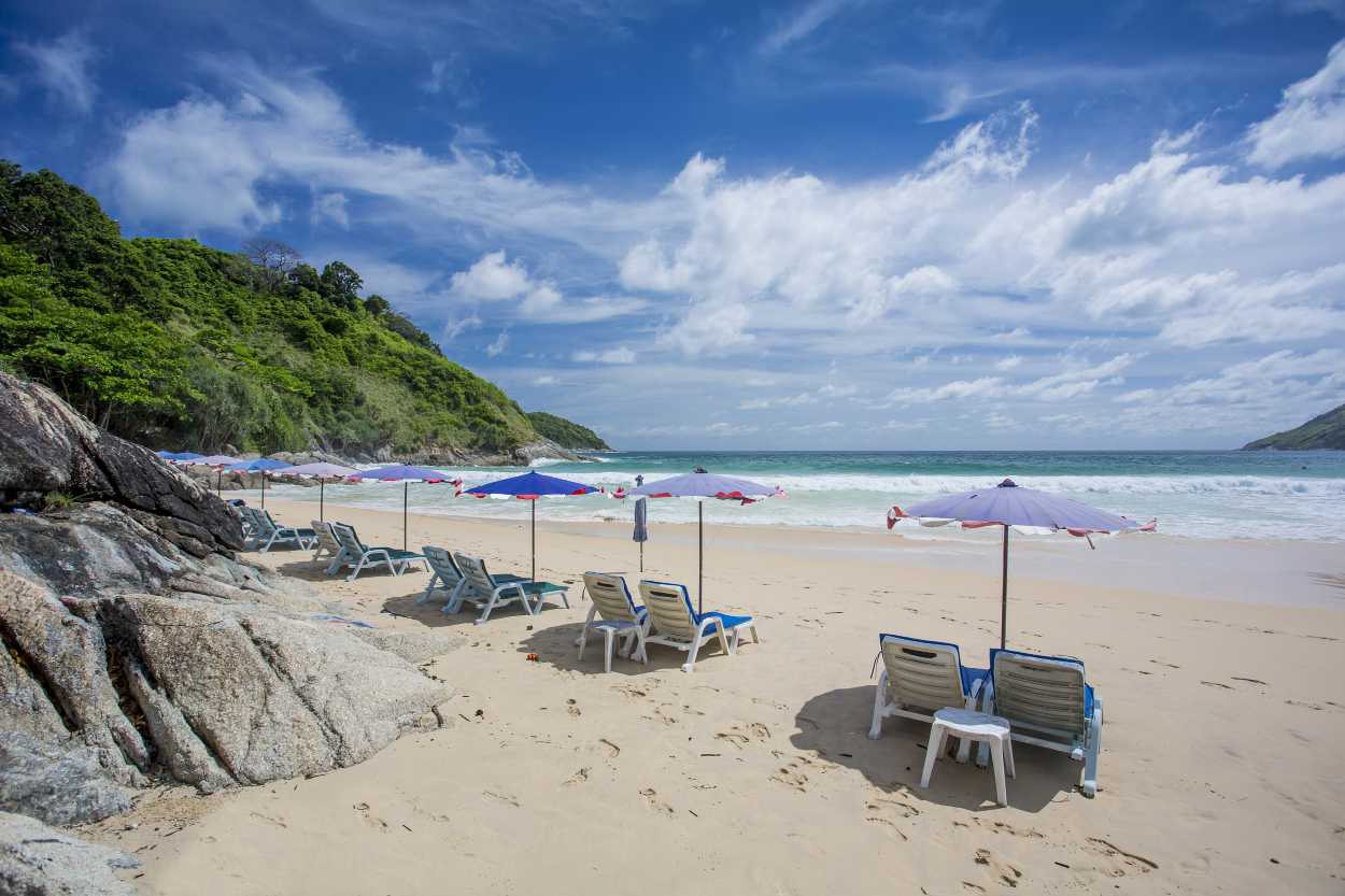 หาดทรายแก้ว