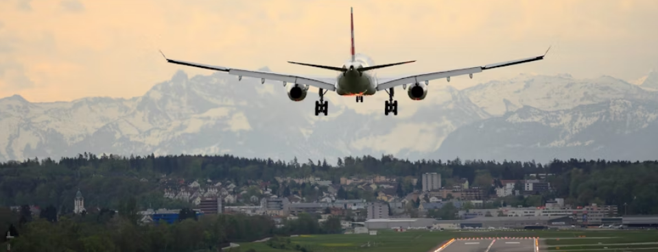 Can You Leave the Airport During a Layover? – 6 Tips to Know