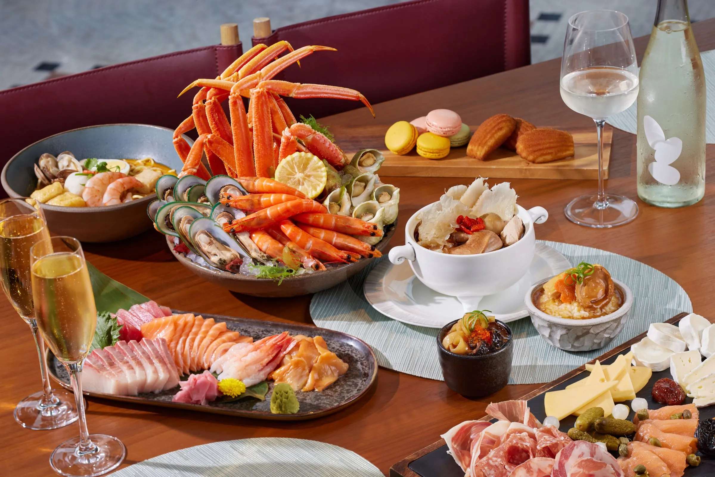 Best Buffet Hong Kong | Harbourside at Regent Hong Kong2