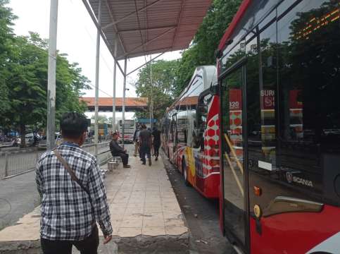 Cara Naik Suroboyo Bus