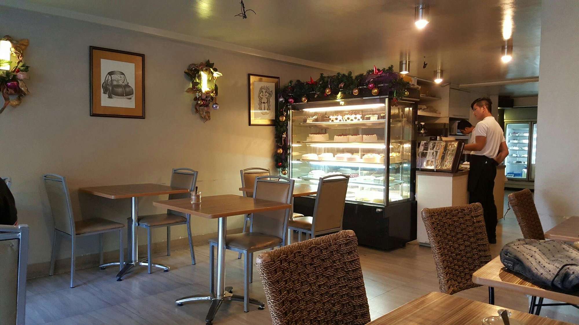 Vizco’s Restaurant and Cake Shop