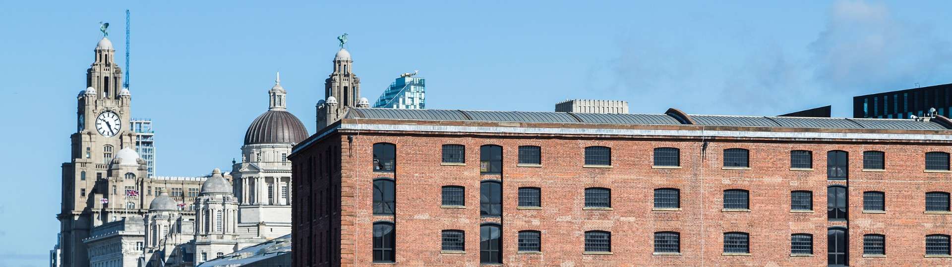 How to Get from Manchester to Liverpool: Train, Coach, Car or Flight?