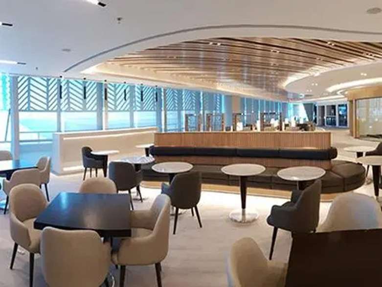 【T2】Ahlein Premium Lounge