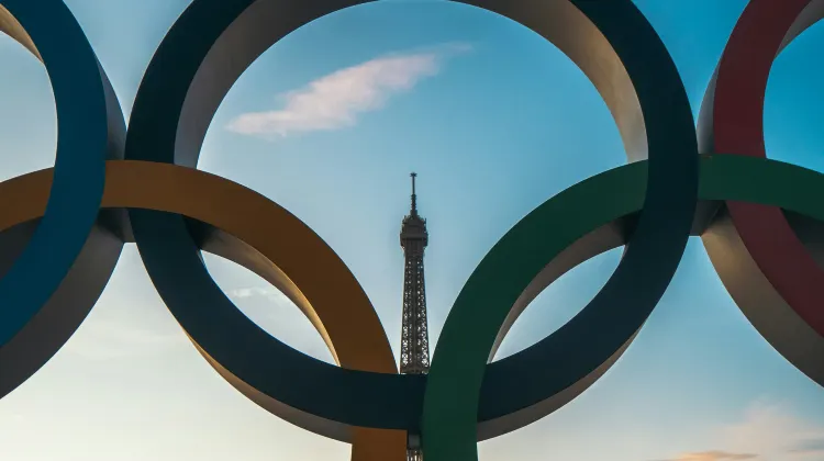 2024 Paris Eiffel Tower with Olympic Rings
