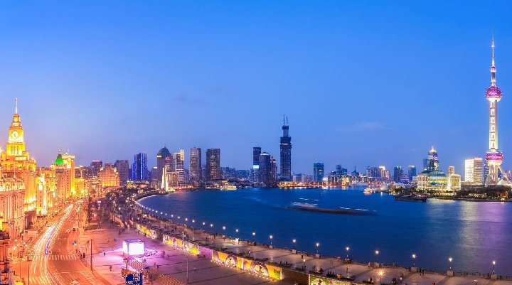 Food Recommendations near The Bund Shanghai