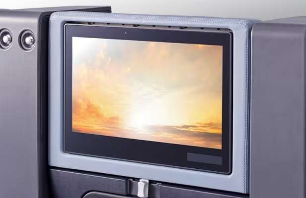 電源・USBポート・収納設備