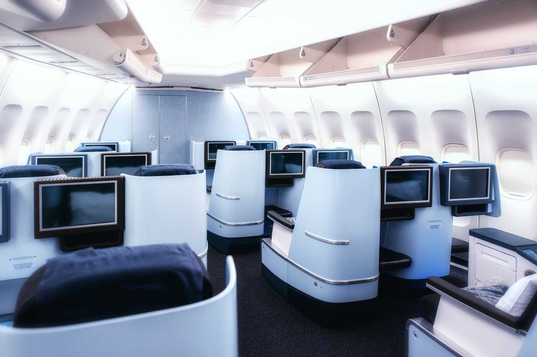 Business Class vs First Class Seat