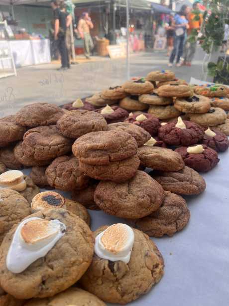 What to Eat & Drink at the Winter Night Market 2026