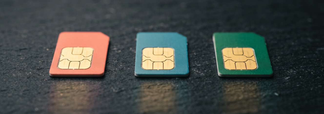 Local Singapore eSIM Carriers Compared: Singtel vs StarHub vs M1