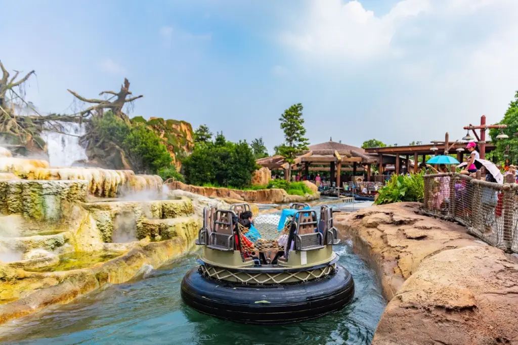 Shanghai Disneyland Adventure Isle