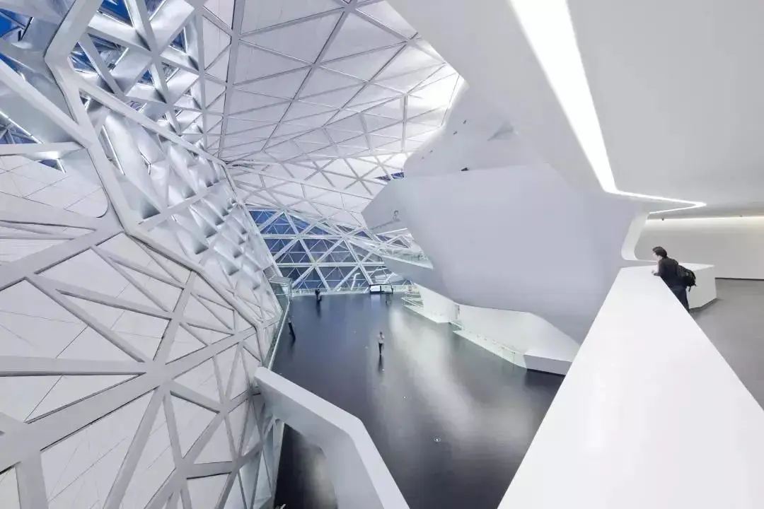 Guangzhou Opera House | Interior Staircases