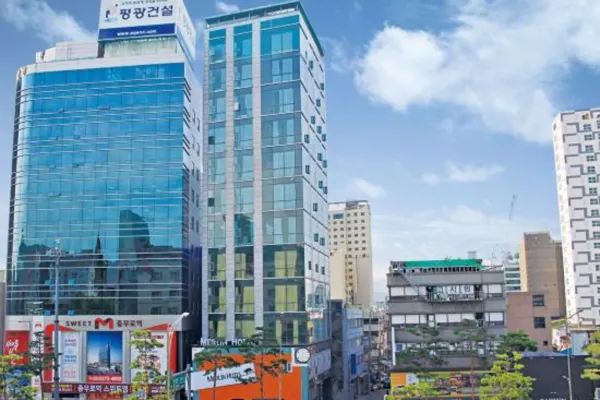 1.明洞マーリンホテル