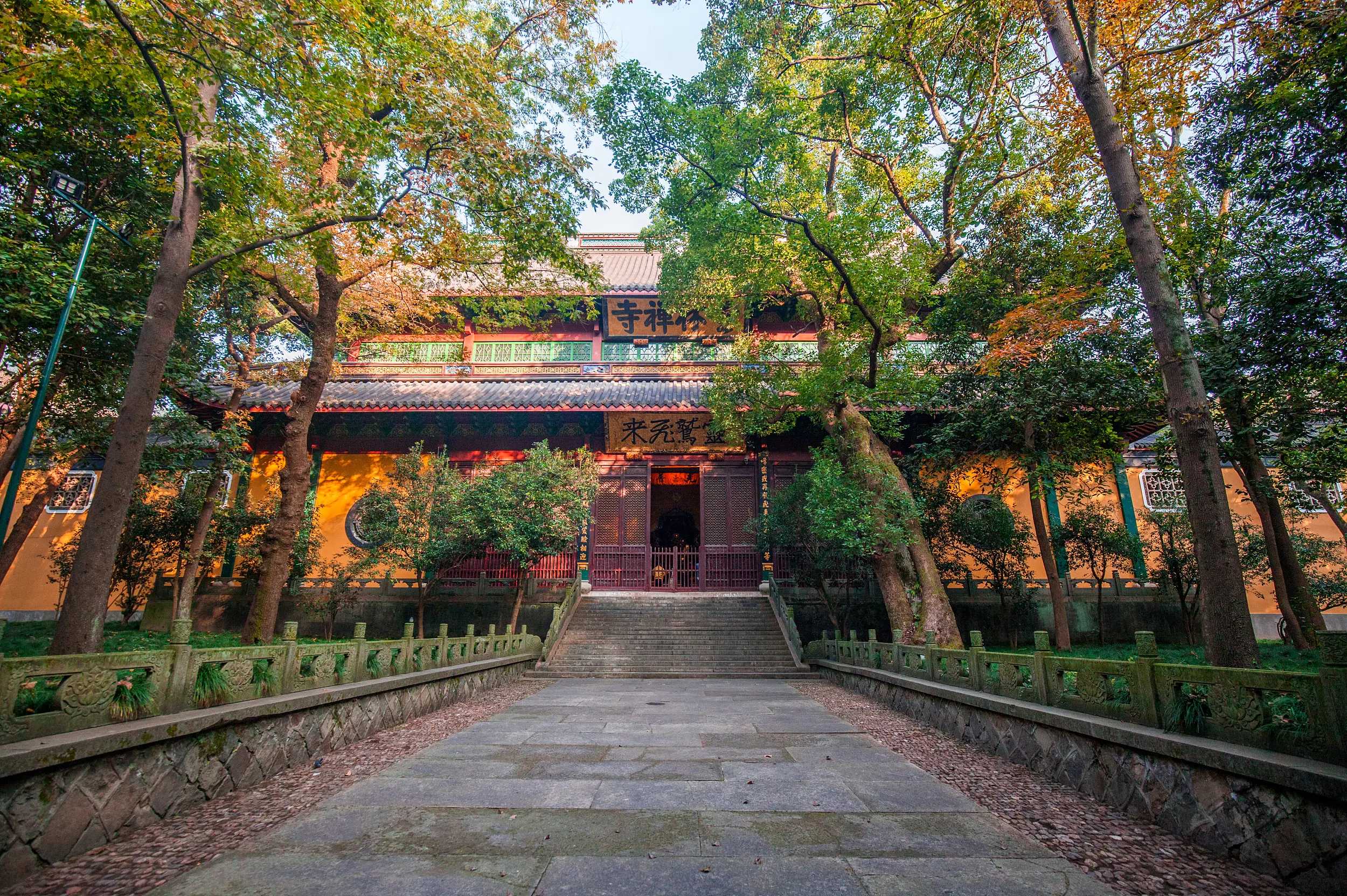 Десять видов озера Сиху в Ханчжоу