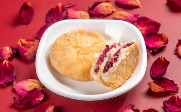 Rose Pastry