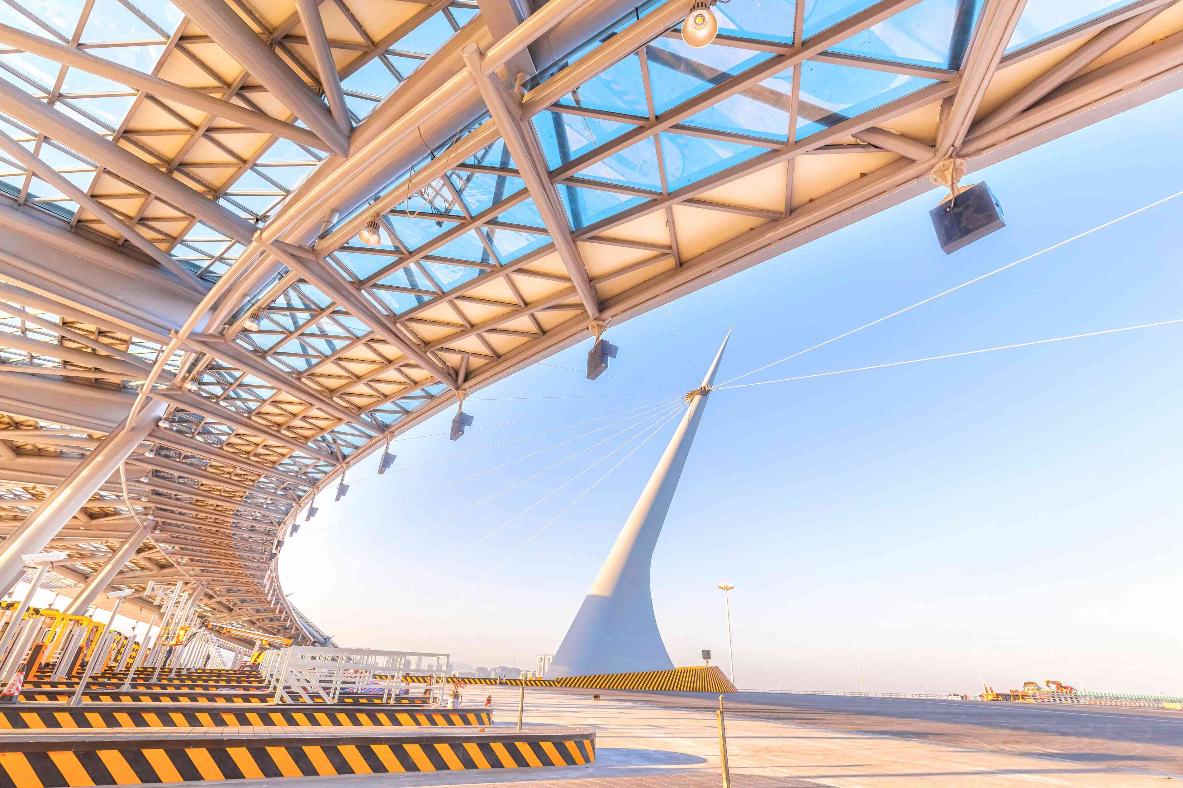 Hong Kong-Zhuhai-Macao Bridge Tour