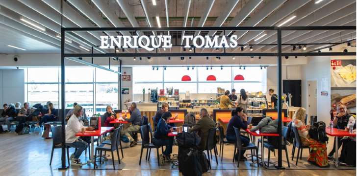 エンリケ・トマス（Enrique Tomas）