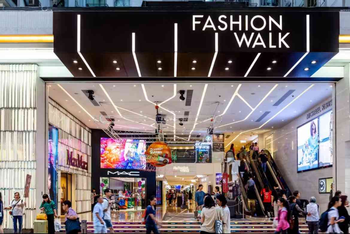 Fashion Walk