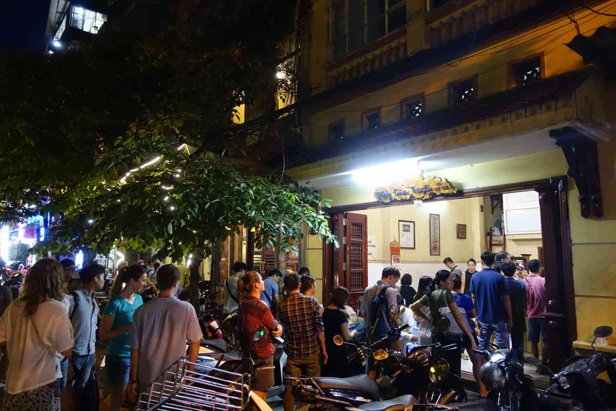 ร้านเฝอเวียดนาม Phở Gia Truyền