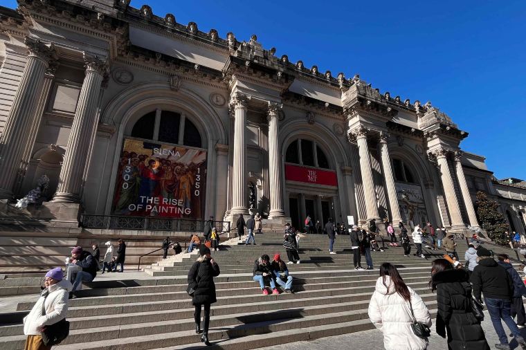 Những Ai Cần Phải Điền Tờ Khai Nhập Cảnh Mỹ?