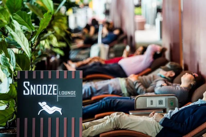 Snooze Lounge