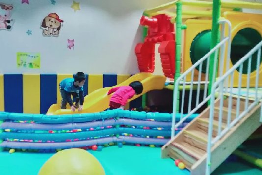 苗栗親子住宿 F HOTEL 三義館