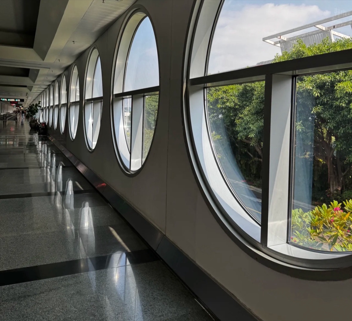 厦門空港では乗り継ぎに余裕をもって