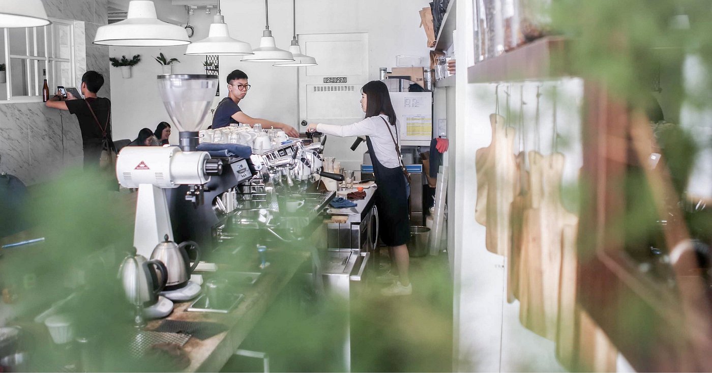 The Replacement Lodge & Kitchen