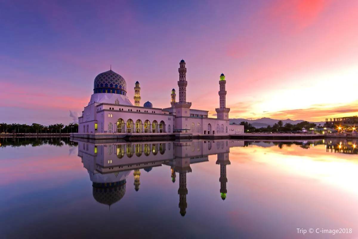 Masjid di kota kinabalu