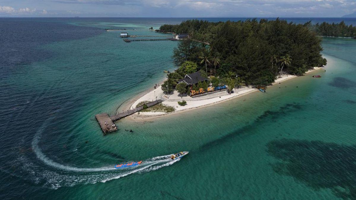 pulau bokori