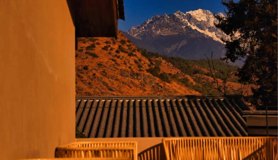 Treehouse Hotels in Lijiang: Mountain Luxury Tree House Resorts & Yunnan Retreats