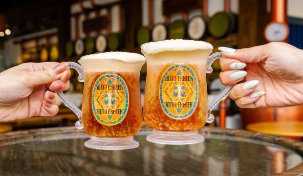 Food & Drink at Warner Bros. Studio Tokyo | Grab a Refreshing Butterbeer!