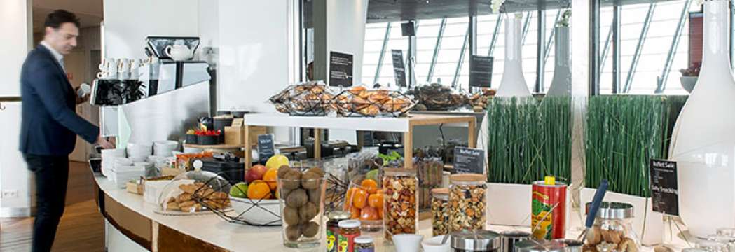 インフィニティラウンジ（Salon Infinity）