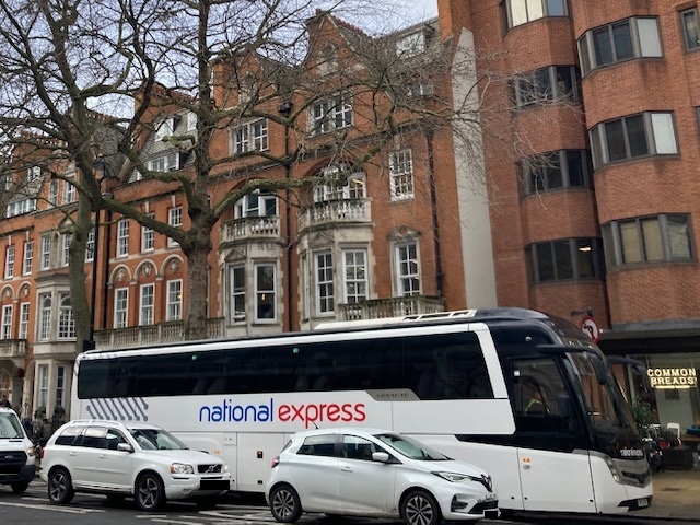 ヒースロー空港からロンドン市内｜ナショナル・エクスプレス