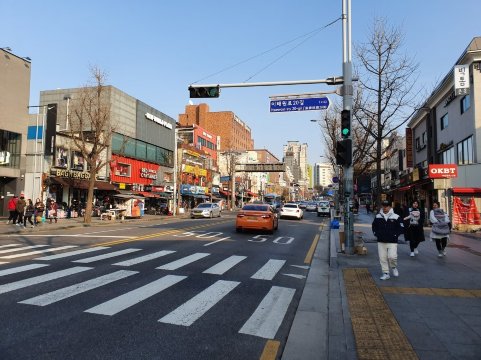 อิแทวอน