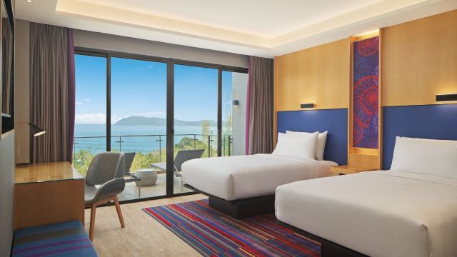 アロフト ランカウイ パンタイ テンガ