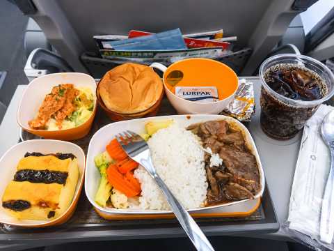 エバー航空エコノミークラスの機内食