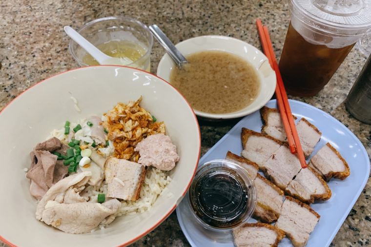 ゴーベンツ（Go Benz Rice Porridge Phuket）