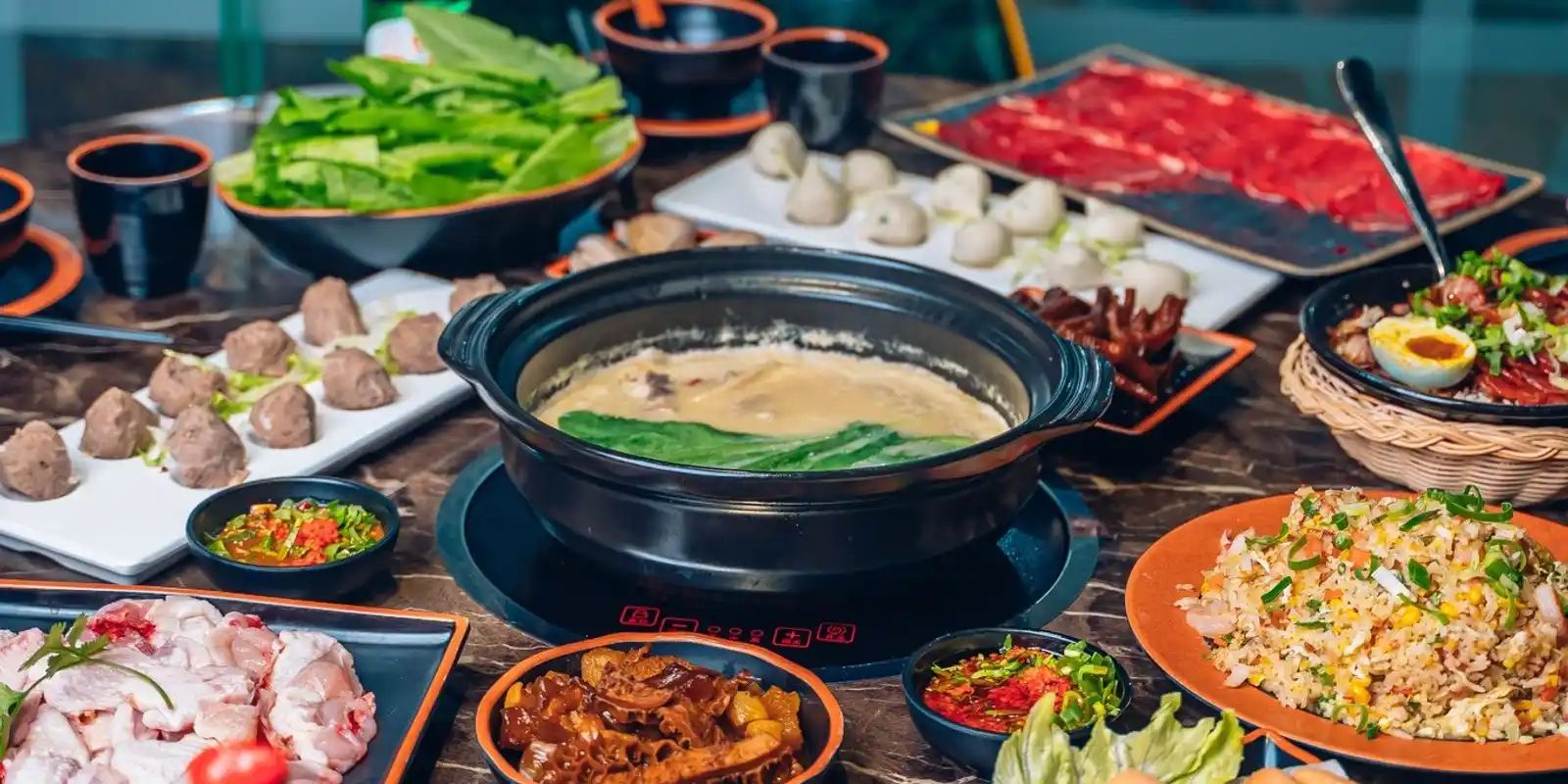 Guangzhou Halal Claypot Hotpot