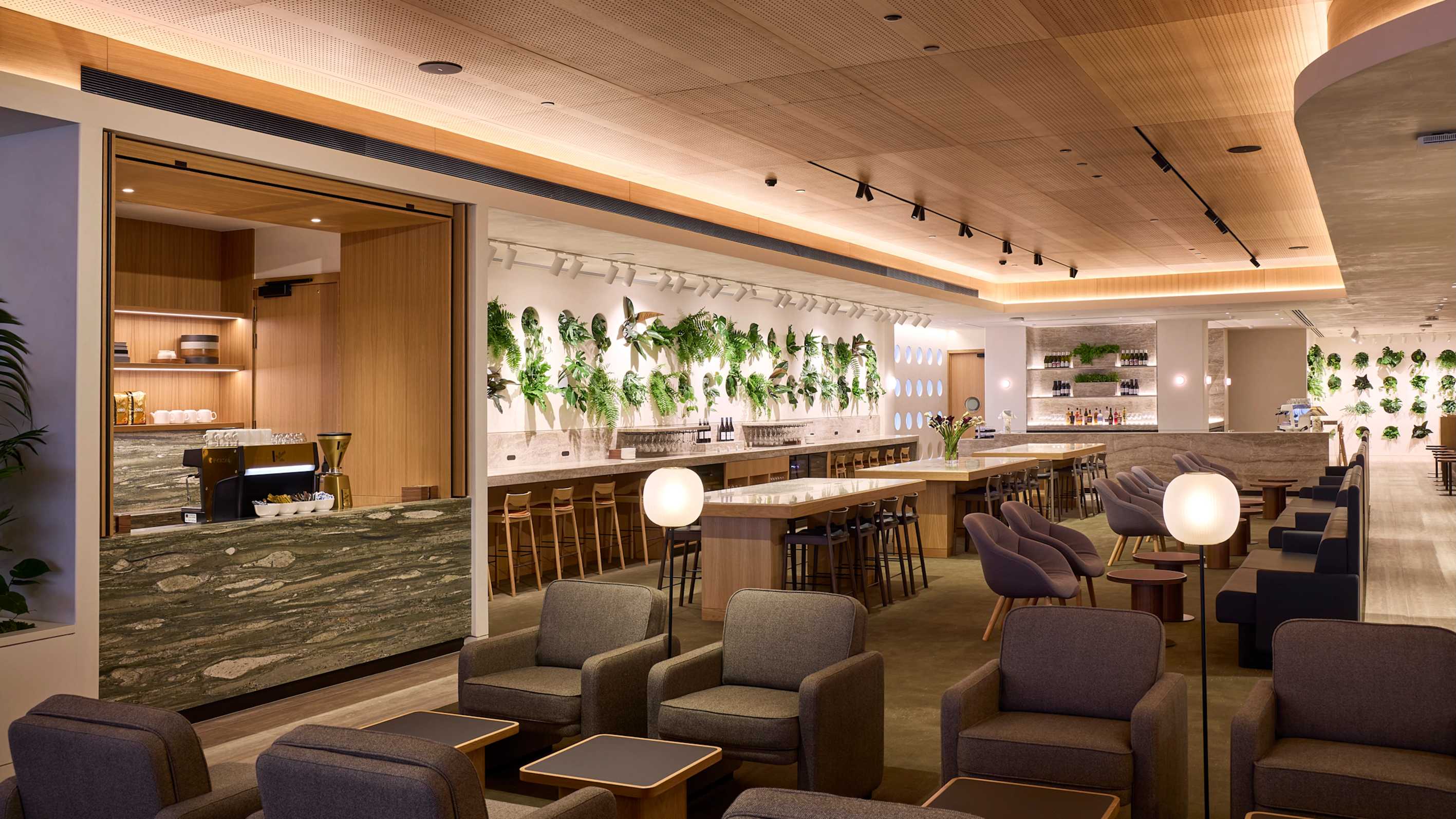 Qantas International Lounge