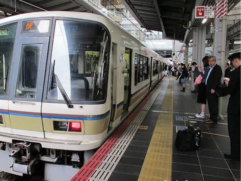 Fukuoka train