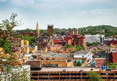 How to get from London to Nottingham: Train, coach or car?