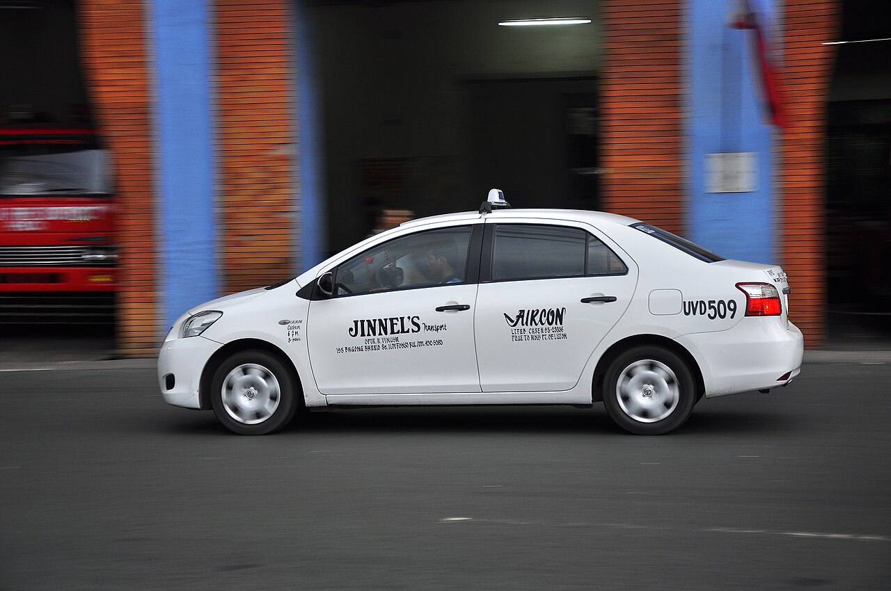 Regular Taxi (White Taxi)