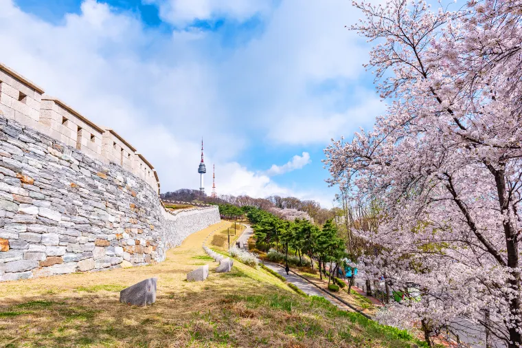Namsan Mountain Park