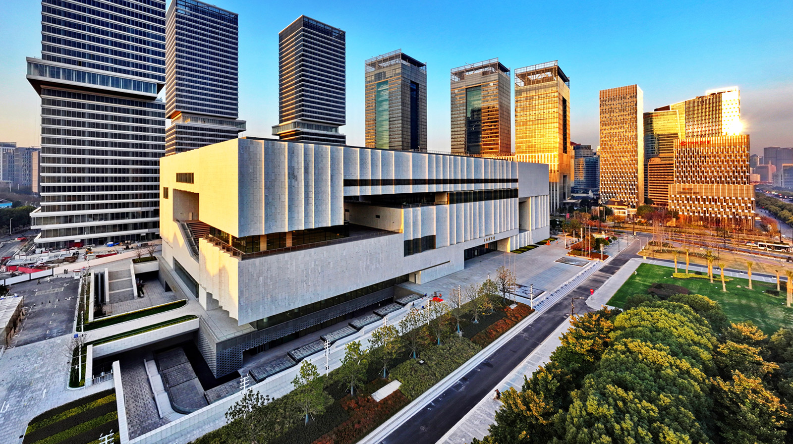 About Shanghai Museums (People's Square Branch & East Branch)