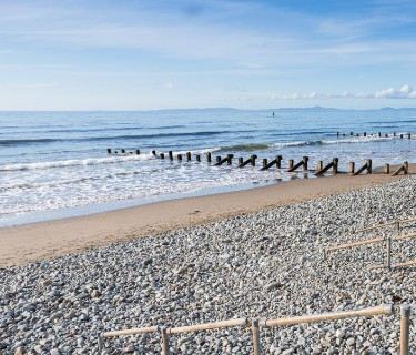 Trains to Barmouth Beach with ticket routes and times