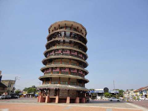 menara condong teluk intan