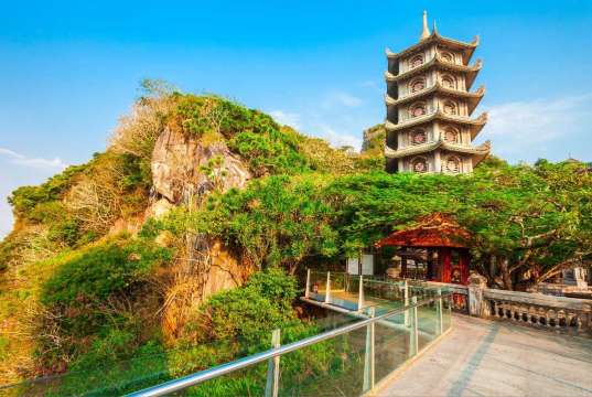 ภูเขาหินอ่อน (Marble Mountains)